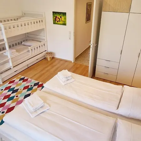 Ferienwohnung Land & Strand Apartment *